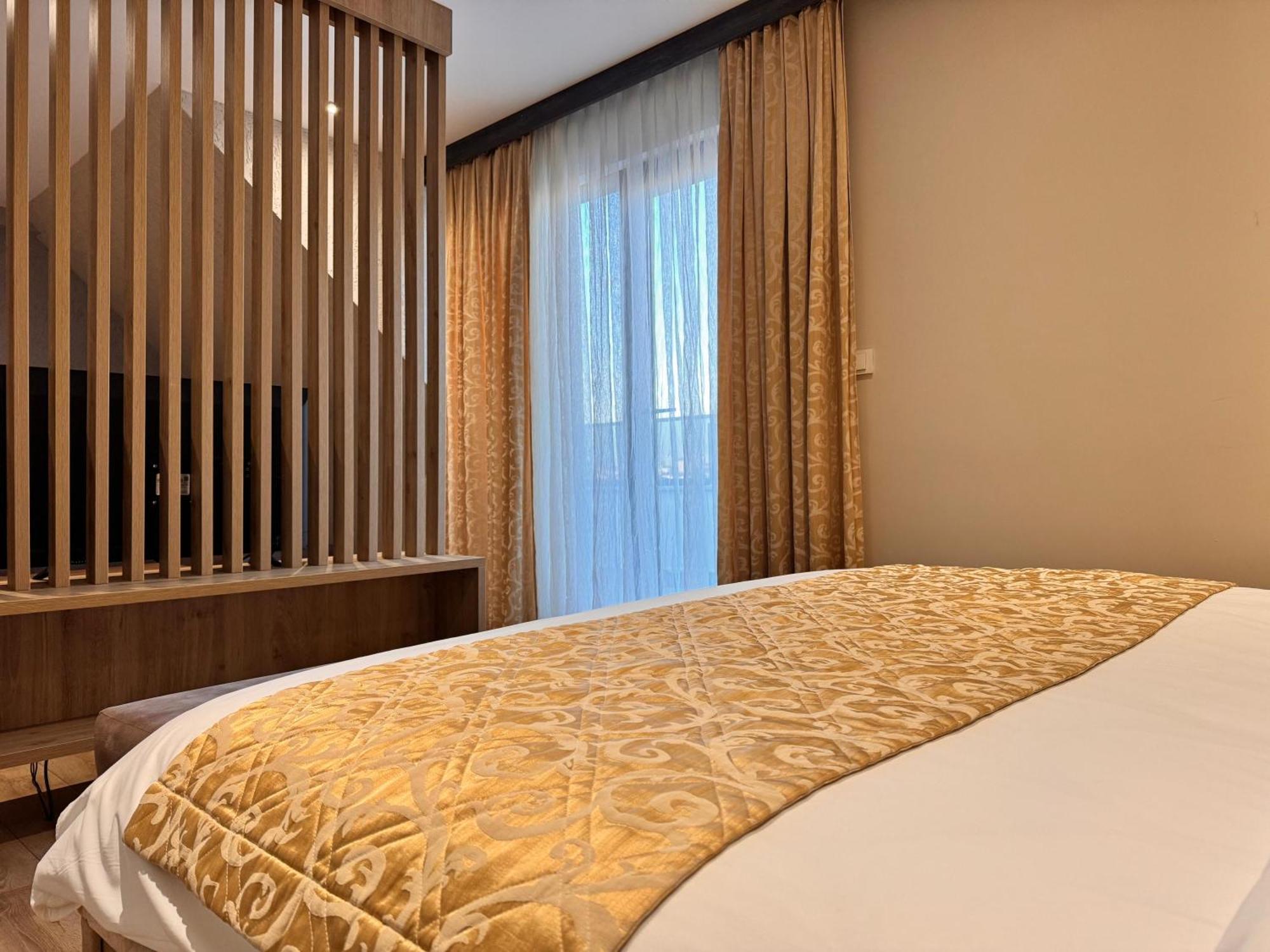 Innport Hotel 盖布泽 外观 照片