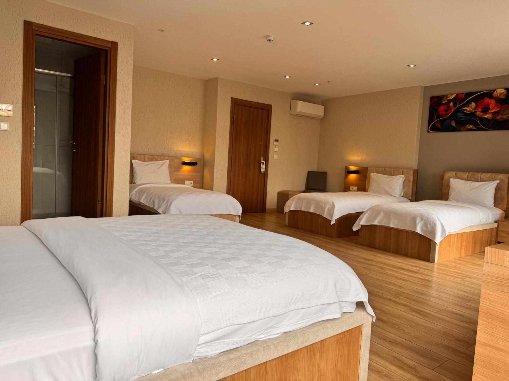 Innport Hotel 盖布泽 外观 照片