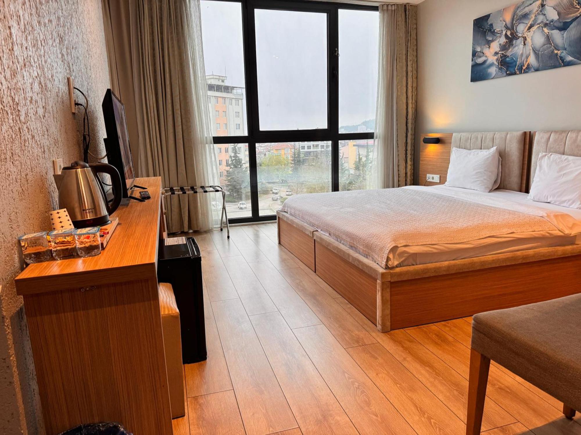 Innport Hotel 盖布泽 外观 照片