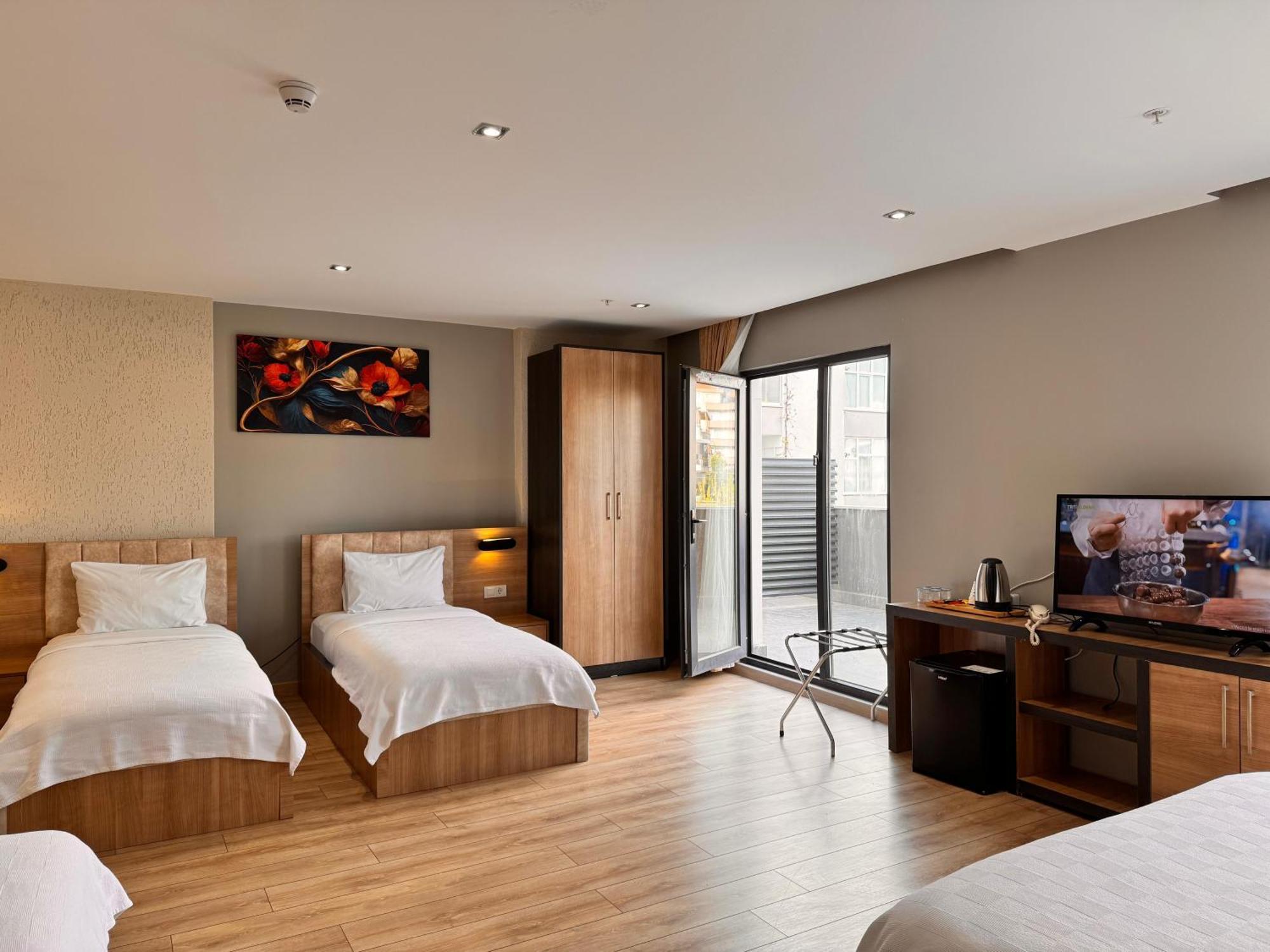 Innport Hotel 盖布泽 外观 照片